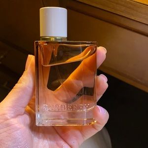 Burberry Her Intense